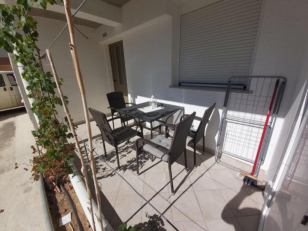 Apartments Elvir נין מראה חיצוני תמונה