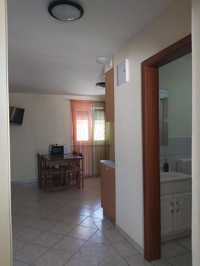 Apartments Elvir נין מראה חיצוני תמונה