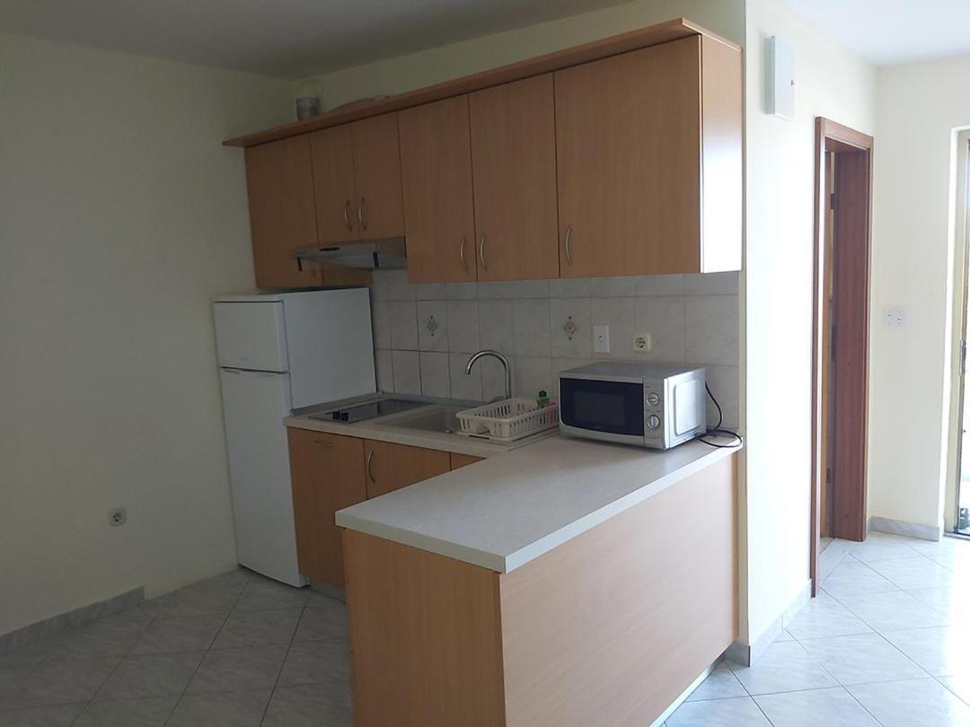 Apartments Elvir נין מראה חיצוני תמונה