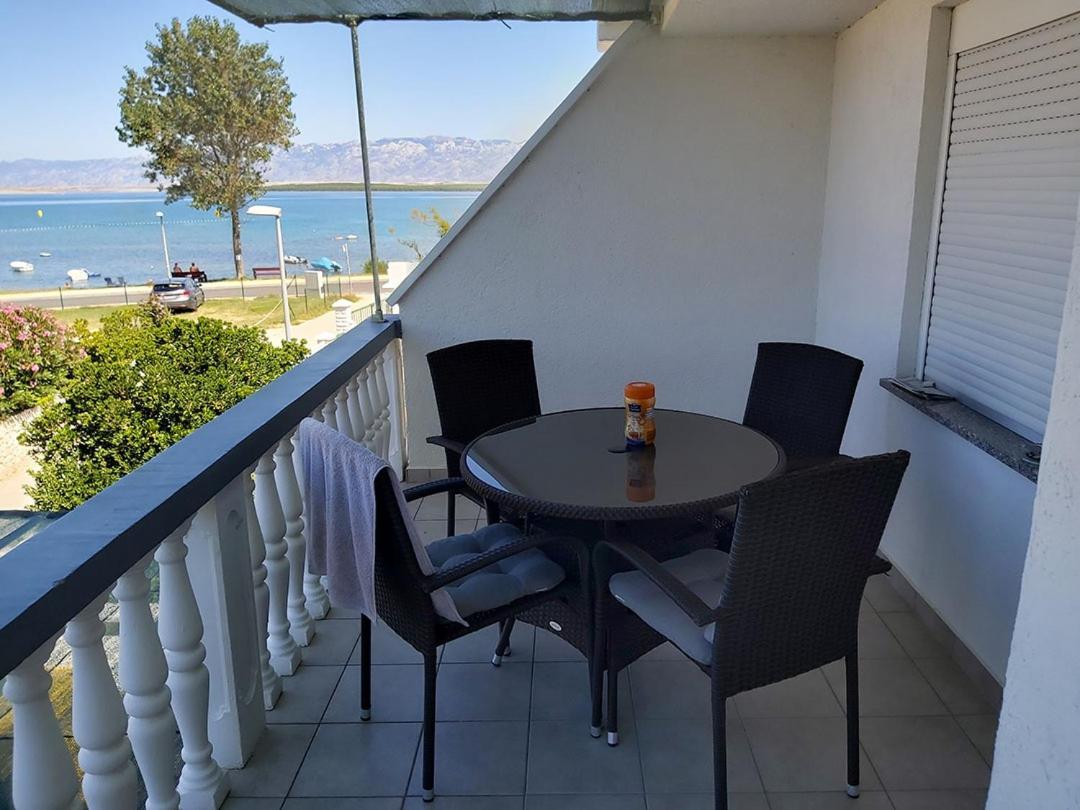 Apartments Elvir נין מראה חיצוני תמונה