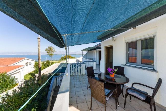 Apartments Elvir נין מראה חיצוני תמונה